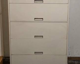 105 LargeMetal5DrawerGarageCabinetWithSlidingShelves