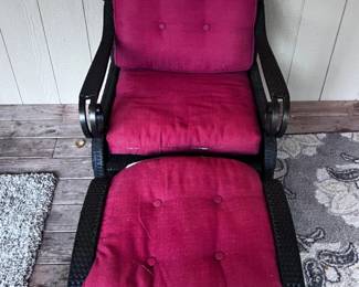 46 HamptonBayBlackWickerPatioChairOttoman