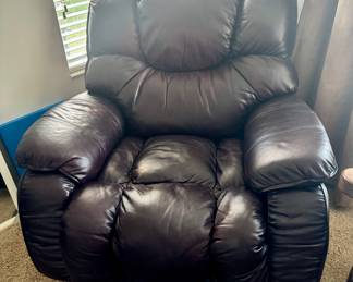 She is built for comfort.  Just look at those curves.