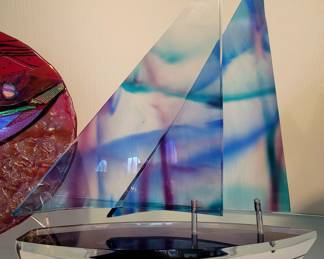 Signed Art Glass Paperweight. See Next Pic for Signature!