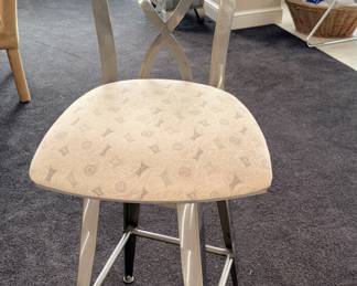 Brushed Silver w/Silver & Taupe Cushions Bar Stools!