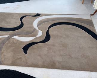 Black, Tan & White Area Rug 107”x71”!