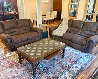 Flexsteel electric reclining sofa and loveseat. Sold separatly. Rug not available.