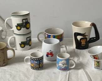 Random Mugs Mystery Lot Scouts, John Deere, Hobo Joe, Bijou Terner 4 Dance Mugs  more