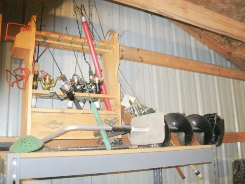 ICE FISHING GEAR