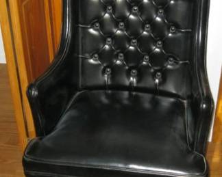 ARM CHAIR