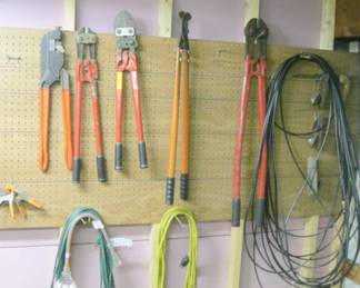 BOLT CUTTERS