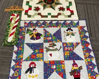 Quilted Holiday Wall Hangings