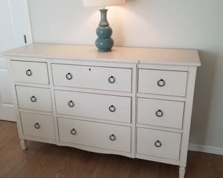 King bedroom suite: dresser; table lamp
