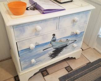Hand-painted 4-drawer chest
