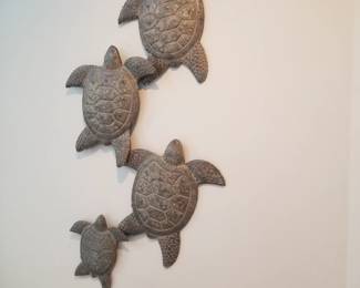 Metal sea turtle wall art