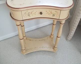 Pretty painted one-drawer accent table
