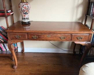 Wood Desk Queen Anne Style 