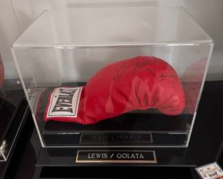 Autographed Boxing Glove: Lennox Lewis / Andrew Golata. Photo 1 of 2. 