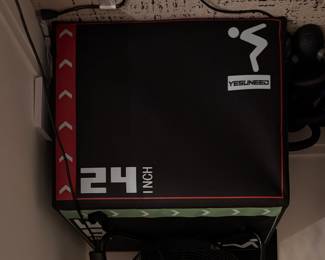 Yesuneed Plyometri Three-In-One Jump Box (20", 24" & 30").