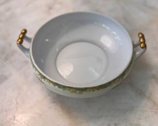 Noritake China Pattern Code NN1182. Pieces Include: 8 Dinner Plates, 8 Bread & Butter Plates, 8 Bowls, 6 Cream Soup, 11 Saucers, Covered Tureen, Divided Dish, Cream & Sugar and Sauce Boat with Under Plate. Photo 5 of 10. 