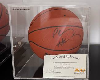 Autographed Penny Hardaway Orlando Magic Basketball. 