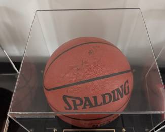 Shaquille O'Neal Signed Basketball. Photo 2 of 2. 
