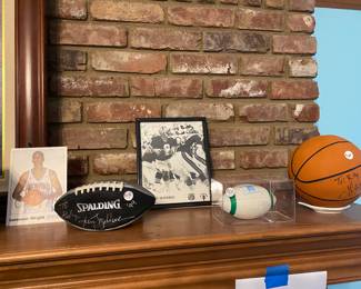 Signed Sports Memorabilia 