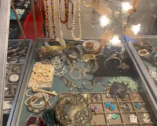 SOME GOOD COSTUME, AMBER, NICE BRACELETS, MISC