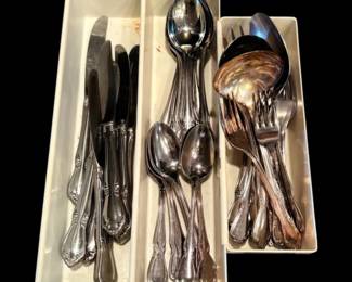 Oneidacraft Deluxe Stainless Steel Flatware