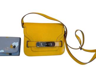 COACH Swagger 20 Pebble Yellow Crossbody Bag Compact Snap Blue Floral Wallet