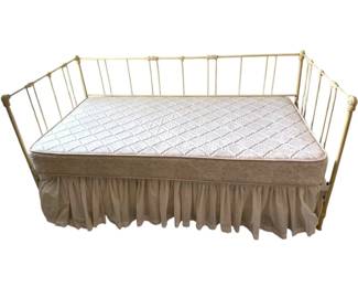 VintageStyle Iron Daybed With Trundle mattresses Optional 