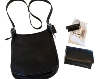 001 COACH Black Leather Hippie Crossbody Bag 9131 Compact Snap Wallet