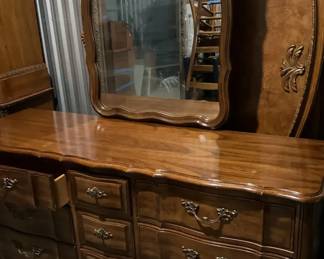 This sale features items located in both the family’s Appling home and a storage unit in Augusta. Buyers may have two pickup locations.  Click here to view more photos, descriptions, and current bids:  https://ctbids.com/estate-sale/40886