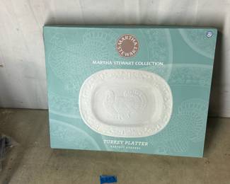 Martha Stewart serving plate