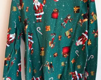 New With Tags H&M Divided Christmas Sweatshirt Crew Neck, Size
Lot #: 82