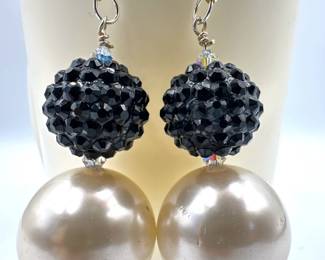 2 Pairs Artisan Earrings Up-cycled From Designer Necklaces: Czech Crystals, Faux Pearls & Resin
Lot #: 75