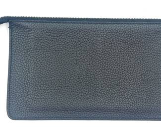 New Il Bisonte Italian Leather Zippered Wallet Pouch, Unused
Lot #: 6