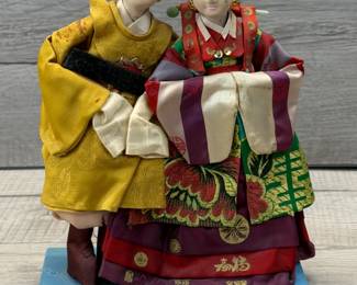 VINTAGE KOREAN FOLK ART WEDDING DOLLS #vintage #korean #folkart #weddingdolls #dolls #koreanfolkart