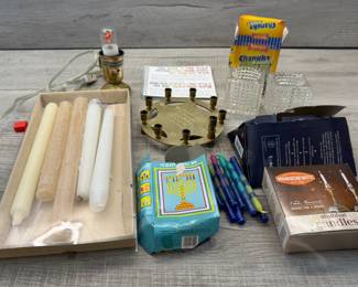 HIDDUR MITZVAH JUDAICA HANUKKAH MENORAH YARTZHEIT #hiddur #mitzvah #judaica #hanukkah #menorah #yartzheit