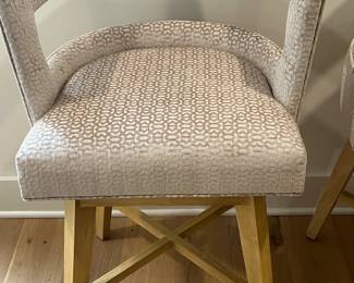 GLENWOOD SWIVEL COUNTER STOOLS MADISON PARK #glenwood #swivel #counterstools #madisonpark #barstools