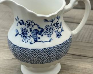 CRYSTAL CANDY DISH GLASS BOWLS COLLECTIBLE CERAMIC #crystal #candydish #glassbowl #collectible #ceramic