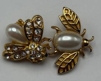 Joan Rivers Bee Jewelry – 2 Pins & 1 Pair Earrings