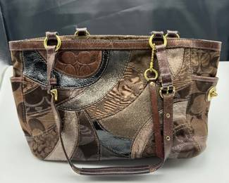 Coach “Patchwork Legacy” Shoulder Tote – Rich Browns & Signature Textures