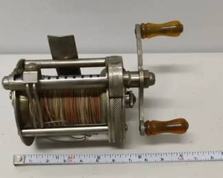 Pflueger Spinning Reel