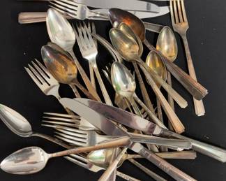 Huge Lot Of Vintage 1881 Rogers Silverware