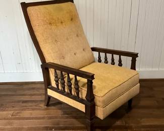 Vintage Morris Style Recliner