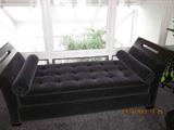 Fainting couch