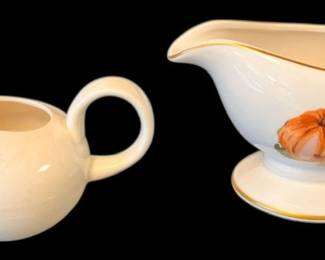 Dash of That Ceramic Boat Gravy Creamer