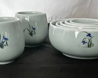 Korean cup and bowl set