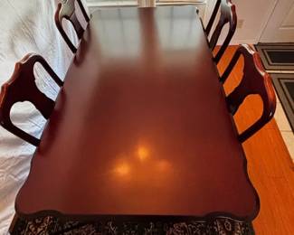 Table With 4 Chair