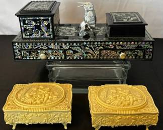 Cigarettes Dispenser