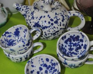 Tea Pot and Cups