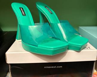 BRAND NEW NINE WEST green summer slides