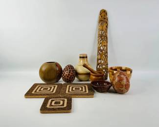 Pottery & Wood Decor